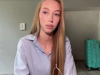 LaraeThurrell live cam preview