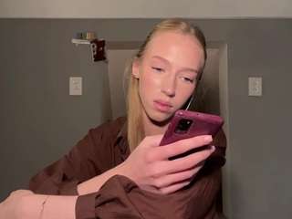 laraethurrell