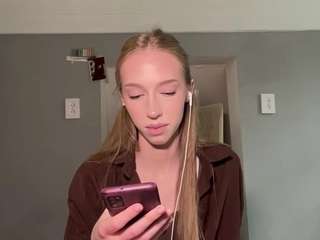 laraethurrell