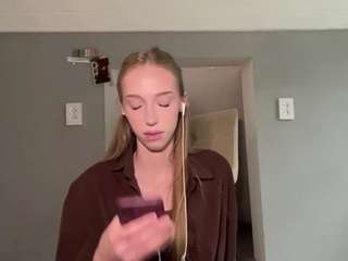 LaraeThurrell live cam preview