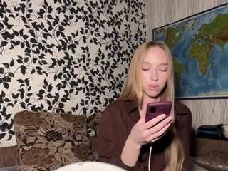 laraethurrell