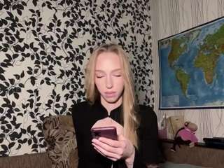 laraethurrell