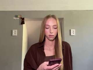 laraethurrell