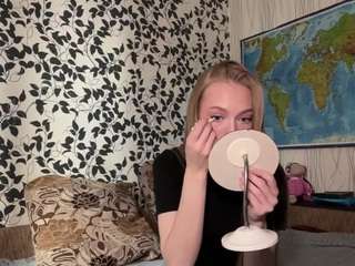 laraethurrell