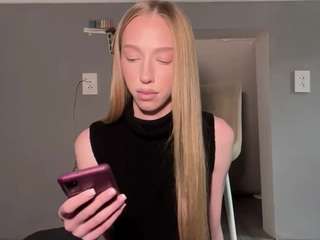 laraethurrell