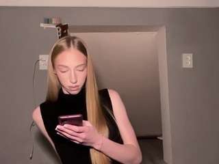 laraethurrell