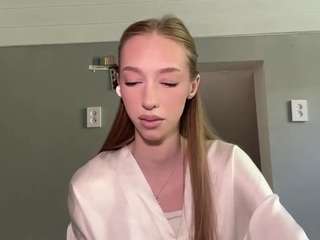 laraethurrell