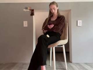 LaraeThurrell live cam preview
