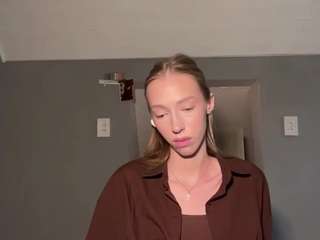 laraethurrell