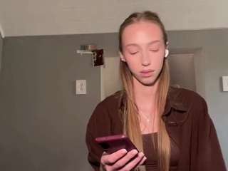 laraethurrell