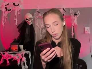 LaraeThurrell