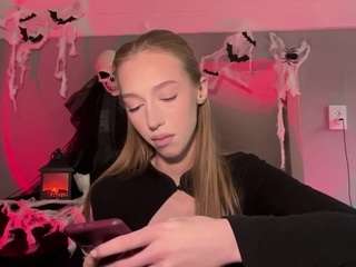 LaraeThurrell