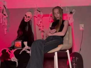 laraethurrell