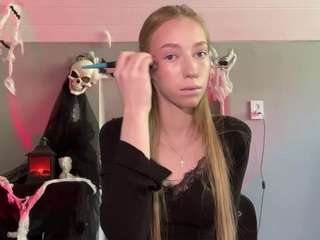 LaraeThurrell