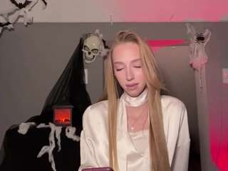 LaraeThurrell live cam preview