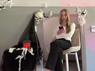 LaraeThurrell