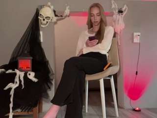 LaraeThurrell