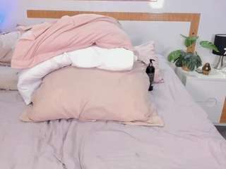 VioletaSpiicy live webcam show