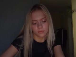 alliebergum's live room