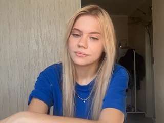 alliebergum Live Webcam on CamSoda