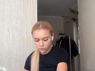 alliebergum Live Webcam on CamSoda