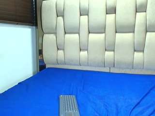 Carolyn foster live cam preview