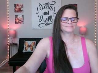 ClassySamantha live cam preview