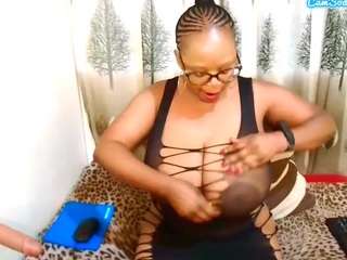 EbonyBlooom69