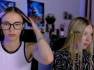 lia-dream live webcam show
