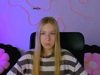 lia-dream live webcam show