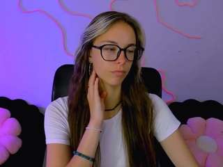 lia-dream live webcam show