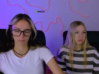 lia-dream live webcam show