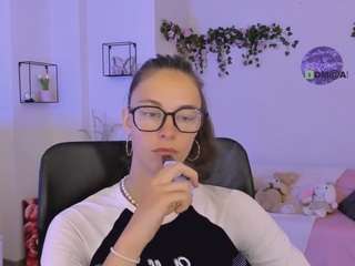 lia-dream live webcam show