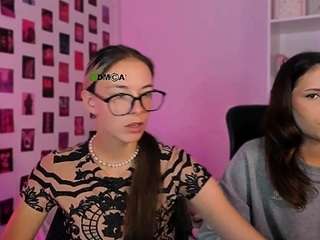 le modèle lia-dream est en webcam porno dans un show sur le site camsoda, il possède les tags suivants: ahegao,sex toys,lush,mature,naked,natural,nature,normal,oil,petite,pussy,sexy,horny,spank,strip,striptease,tease,teen 18,twerk,wet