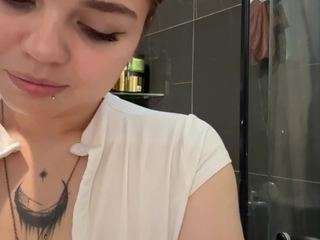 ValenciaShellenbarger live webcam show