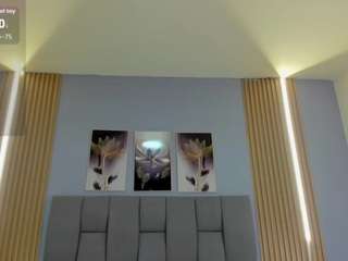 valery-cooper8 live webcam show