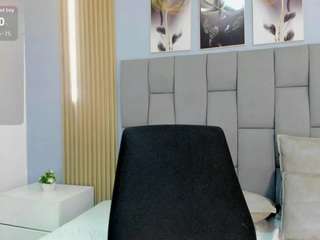 Valery-Cooper8 live webcam show