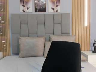 Valery-Cooper8 live webcam show