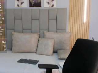 Valery-Cooper8 live webcam show