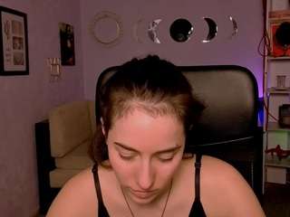 agnes-mad's live room