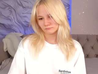 Bunny-Elsy live cam preview