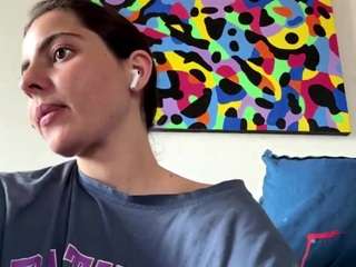 Live cam show with CHACHA