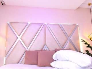 Clarentzbaileys's cam show statistics and live stream