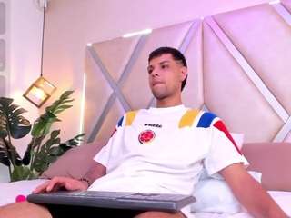 clarentzbaileys Sex Cam Show