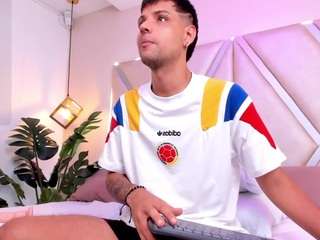 clarentzbaileys Sex Cam Show
