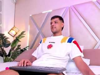 clarentzbaileys Sex Cam Show