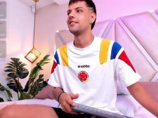 clarentzbaileys Sex Cam Show