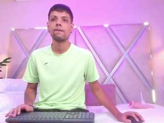 clarentzbaileys live webcam show