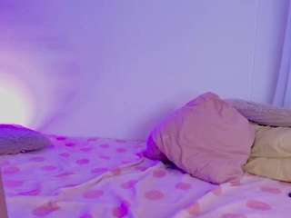 juliamyst live webcam show