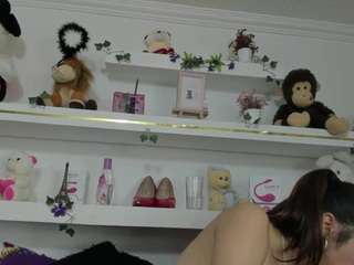 luciatemptation live webcam show